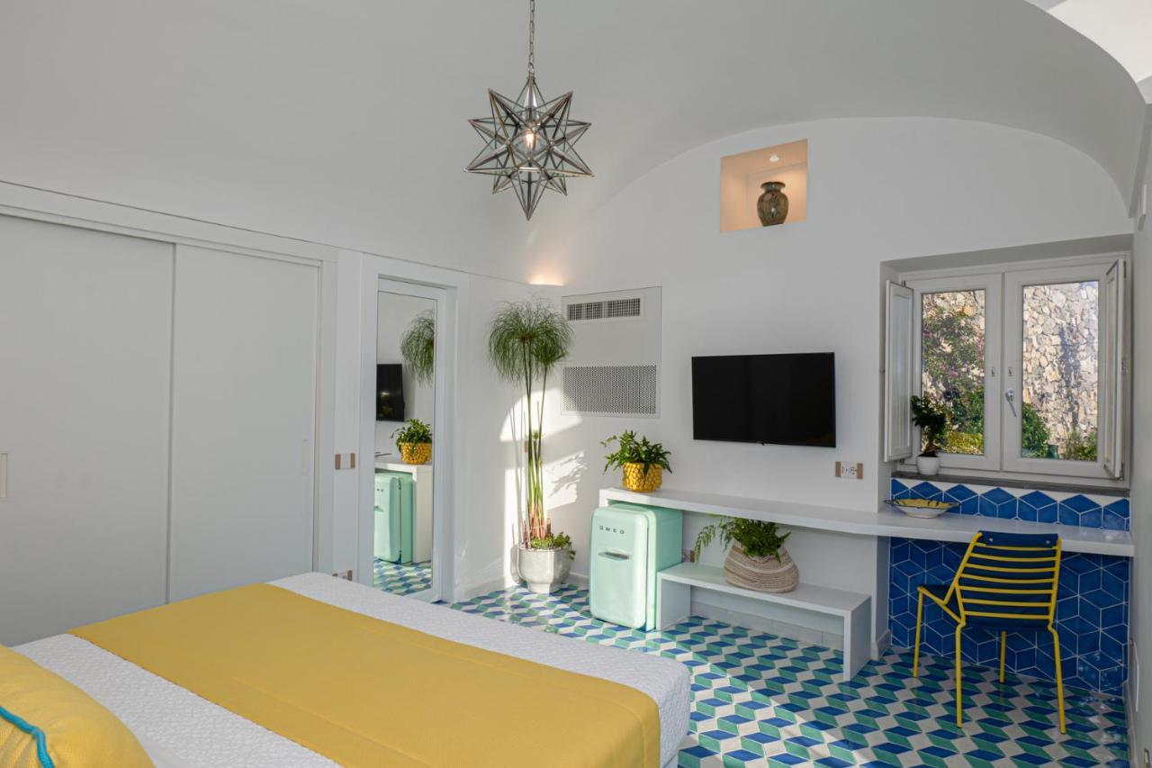 Petrea Lifestyle Suites Позітано Екстер'єр фото